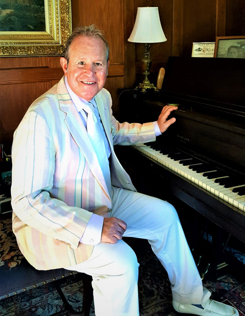 Ron Gold - stiing inside at Grand piano